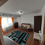 Garsoniera Berceni Family Residence
